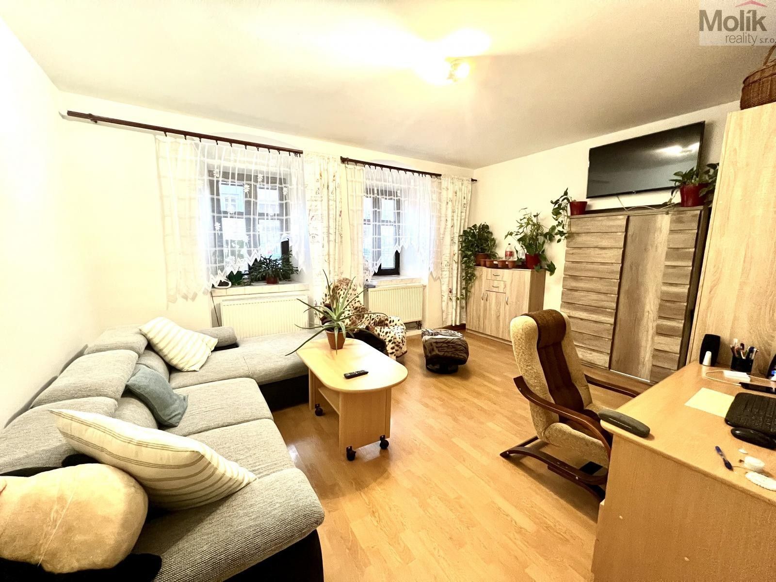 Prodej nemovitosti 200 m² - foto 32