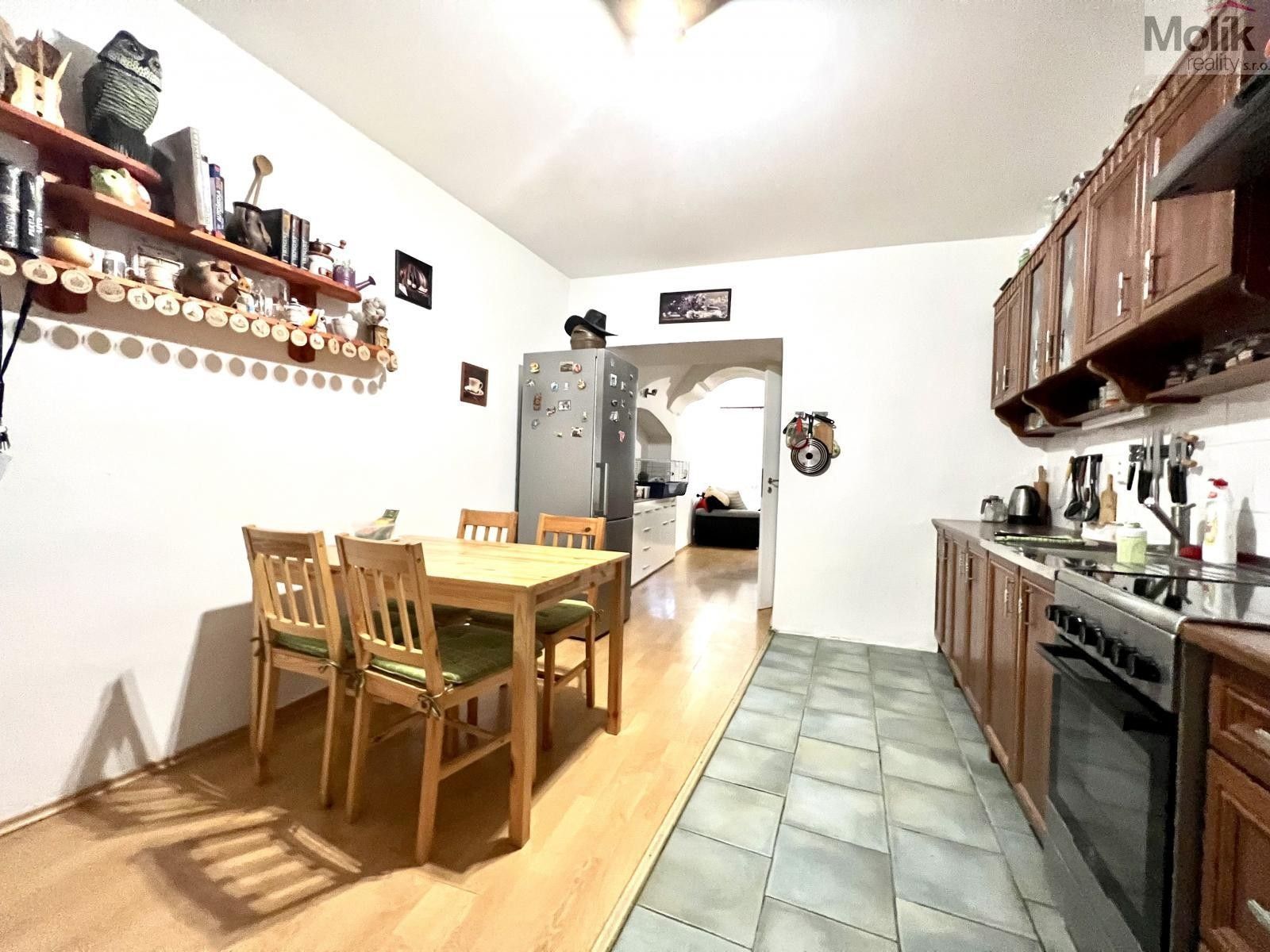 Prodej nemovitosti 200 m² - foto 31