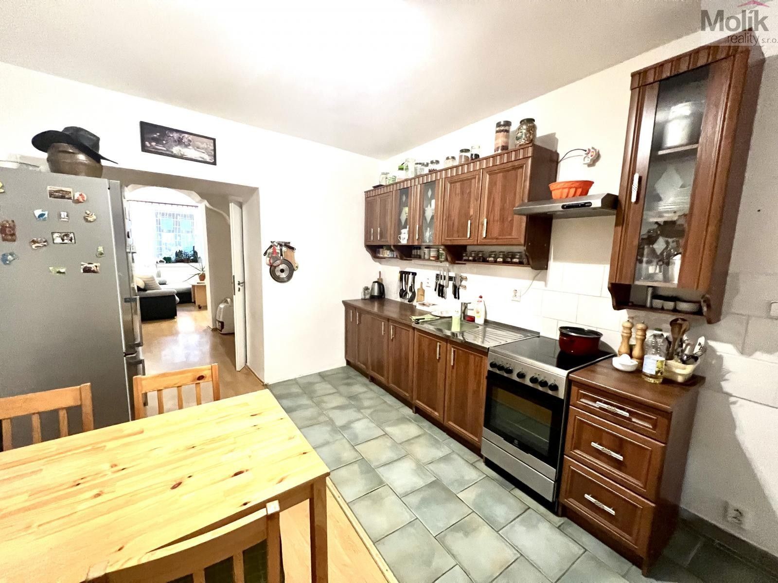 Prodej nemovitosti 200 m² - foto 33
