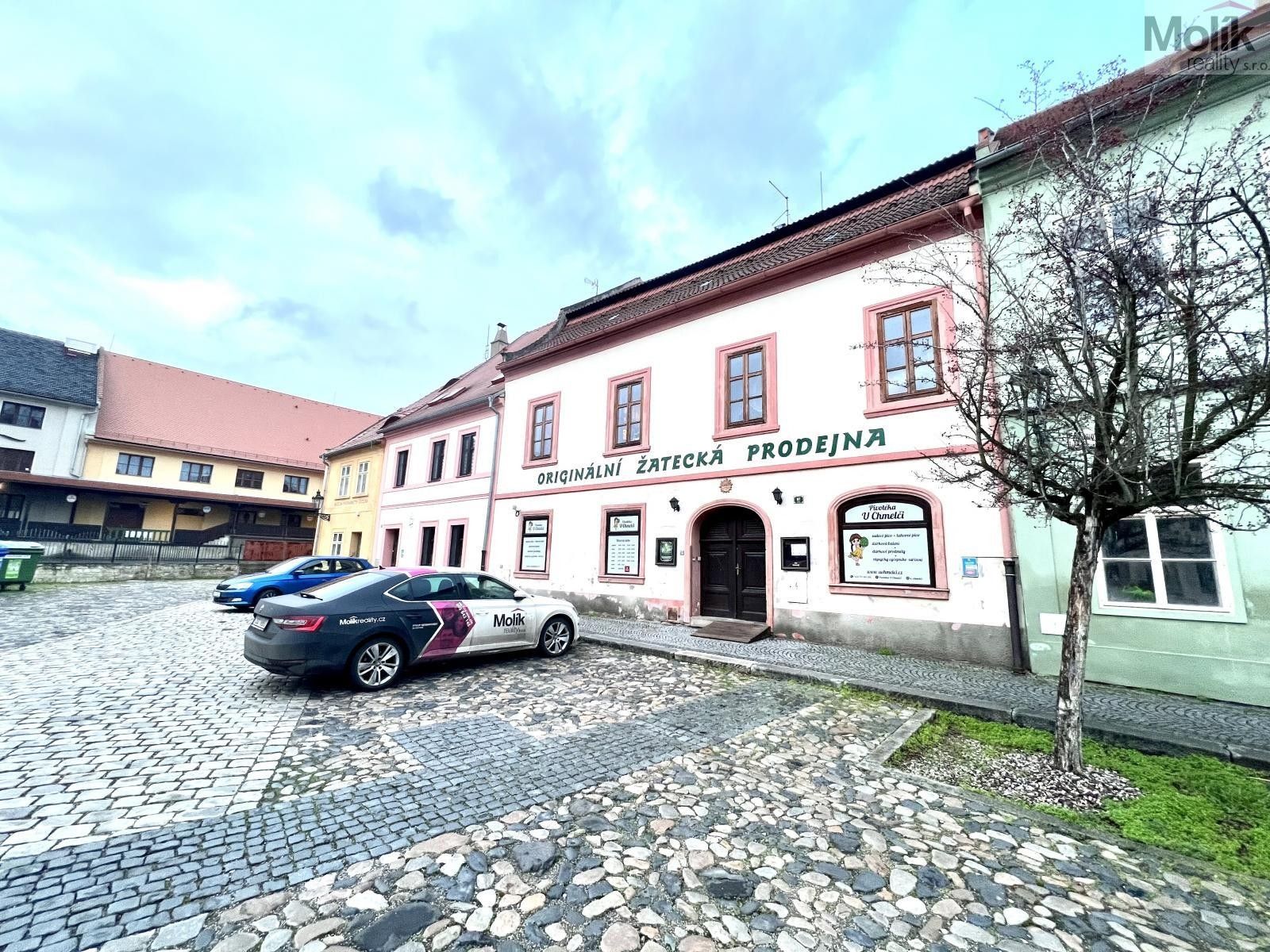 Prodej nemovitosti 200 m² - foto 36