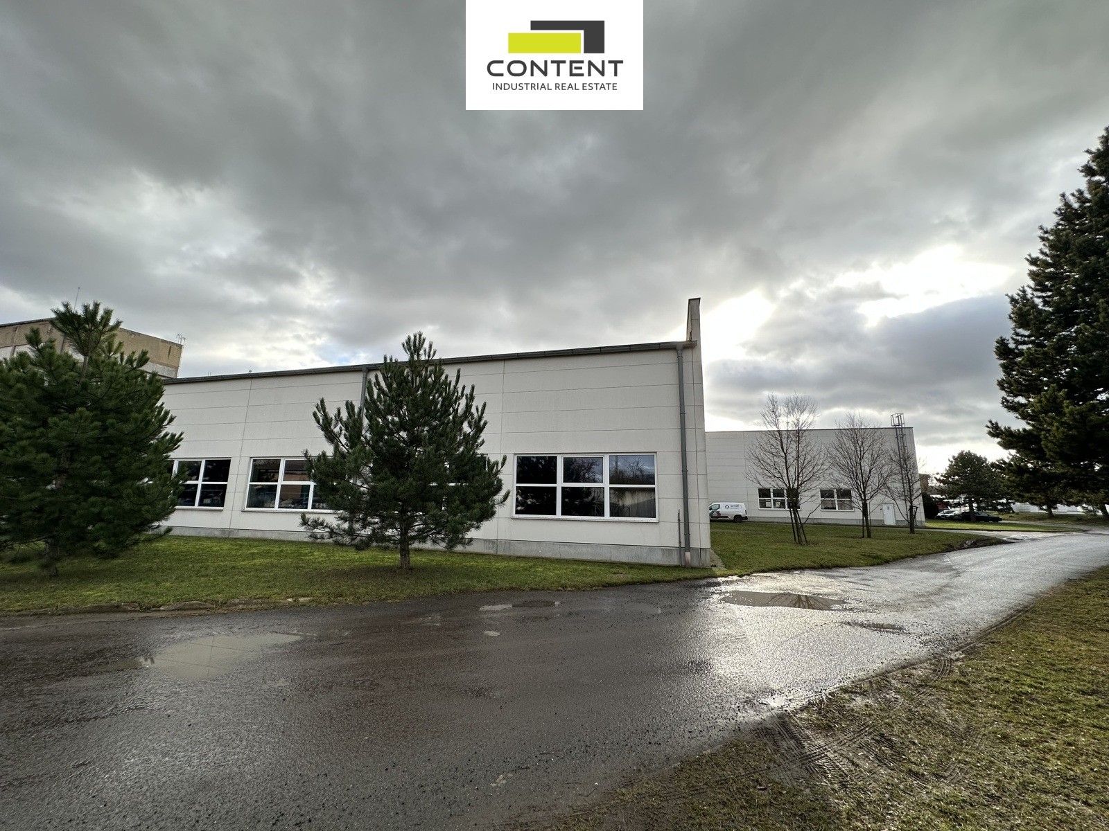 Pronájem komerčního prostoru 7684 m² - foto 8