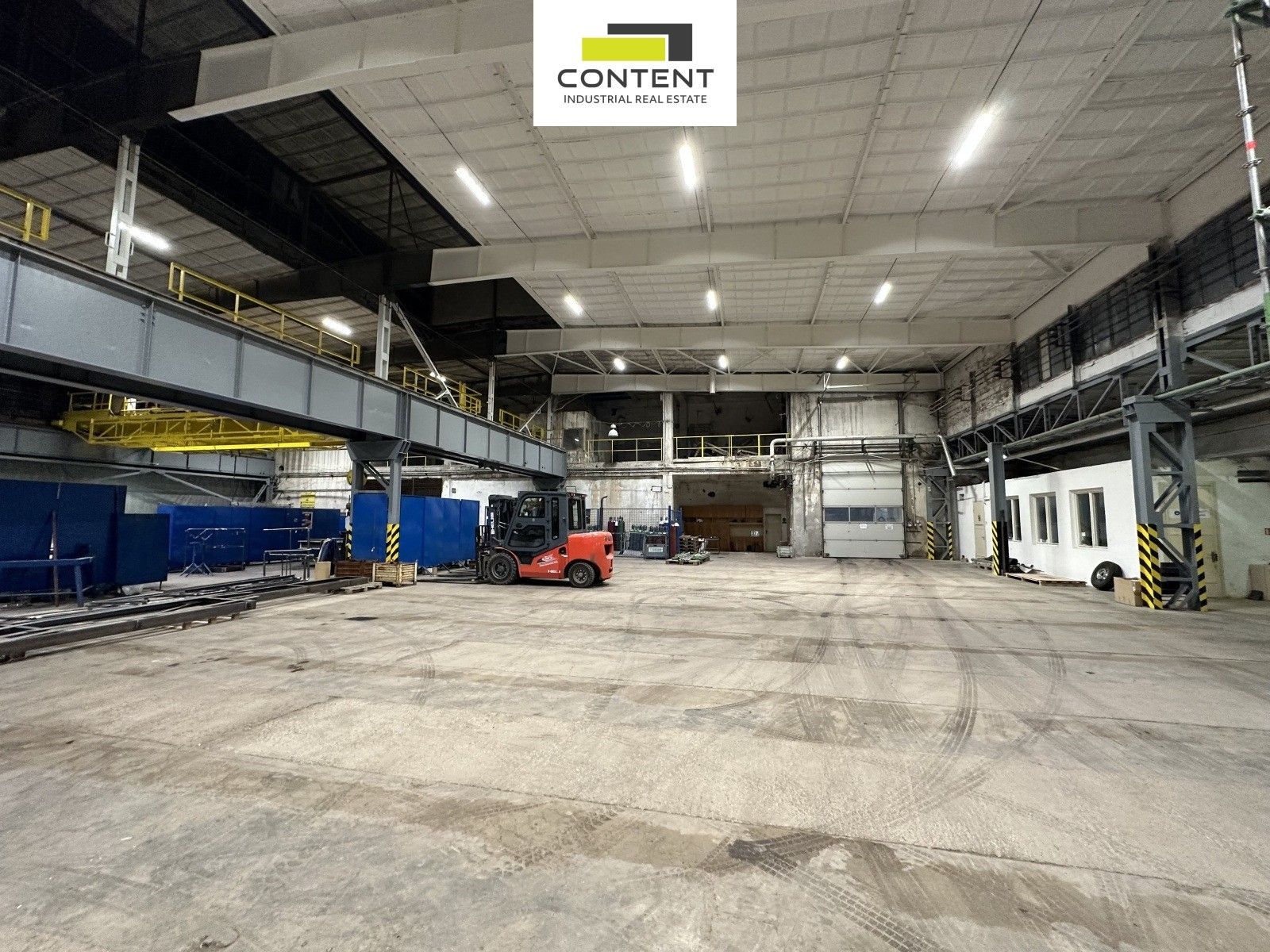 Pronájem komerčního prostoru 7684 m² - foto 10