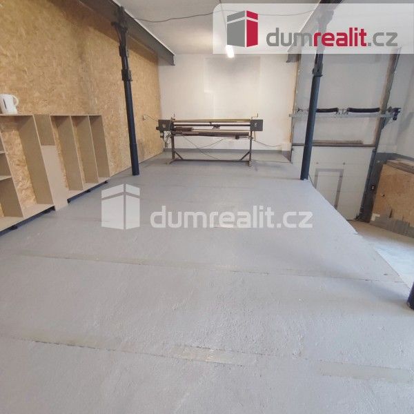 Pronájem komerčního prostoru 200 m² - foto 2