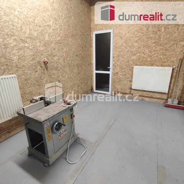 Pronájem komerčního prostoru 200 m² - foto 14