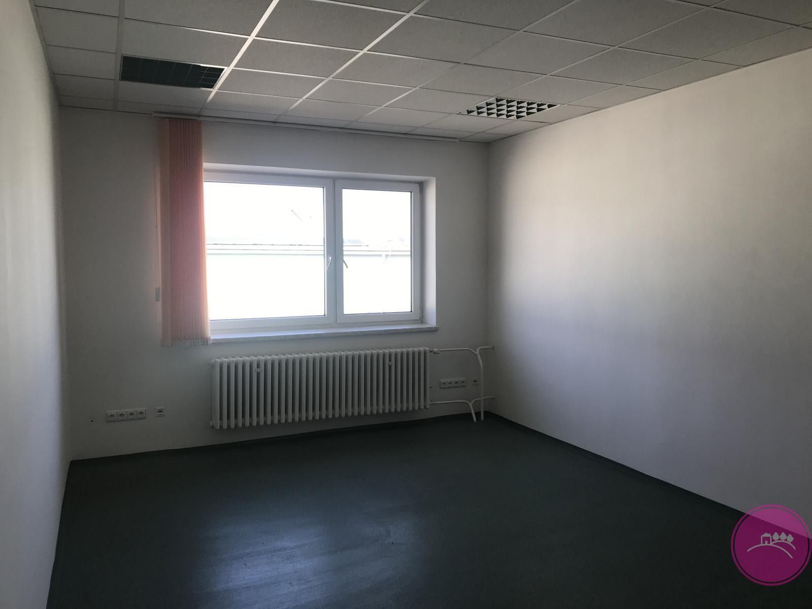 Pronájem komerčního prostoru 50 m² - foto 5