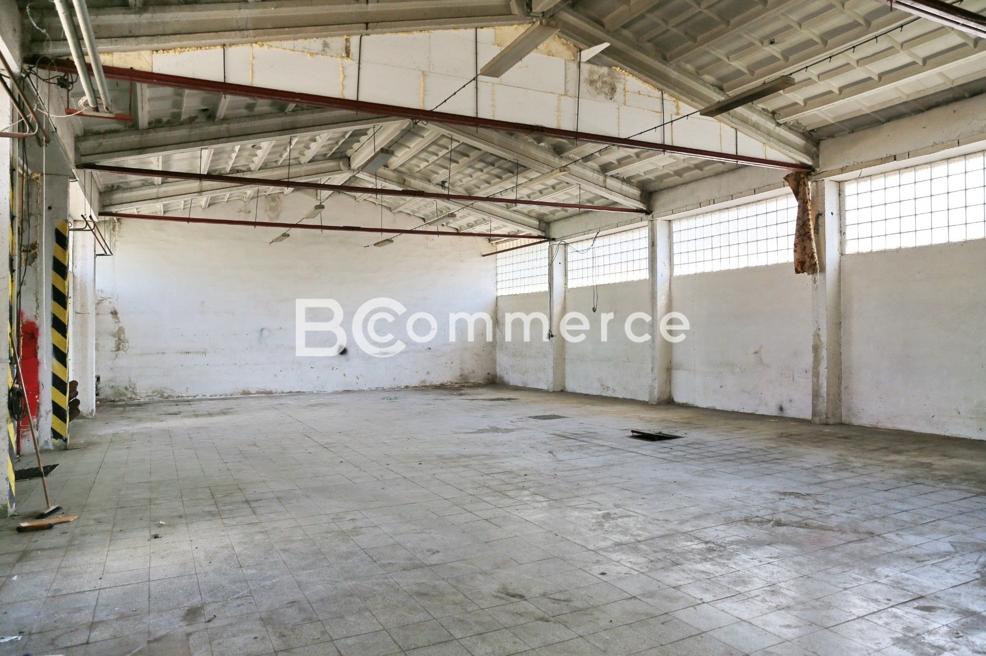 Prodej komerčního prostoru 525 m² - foto 5