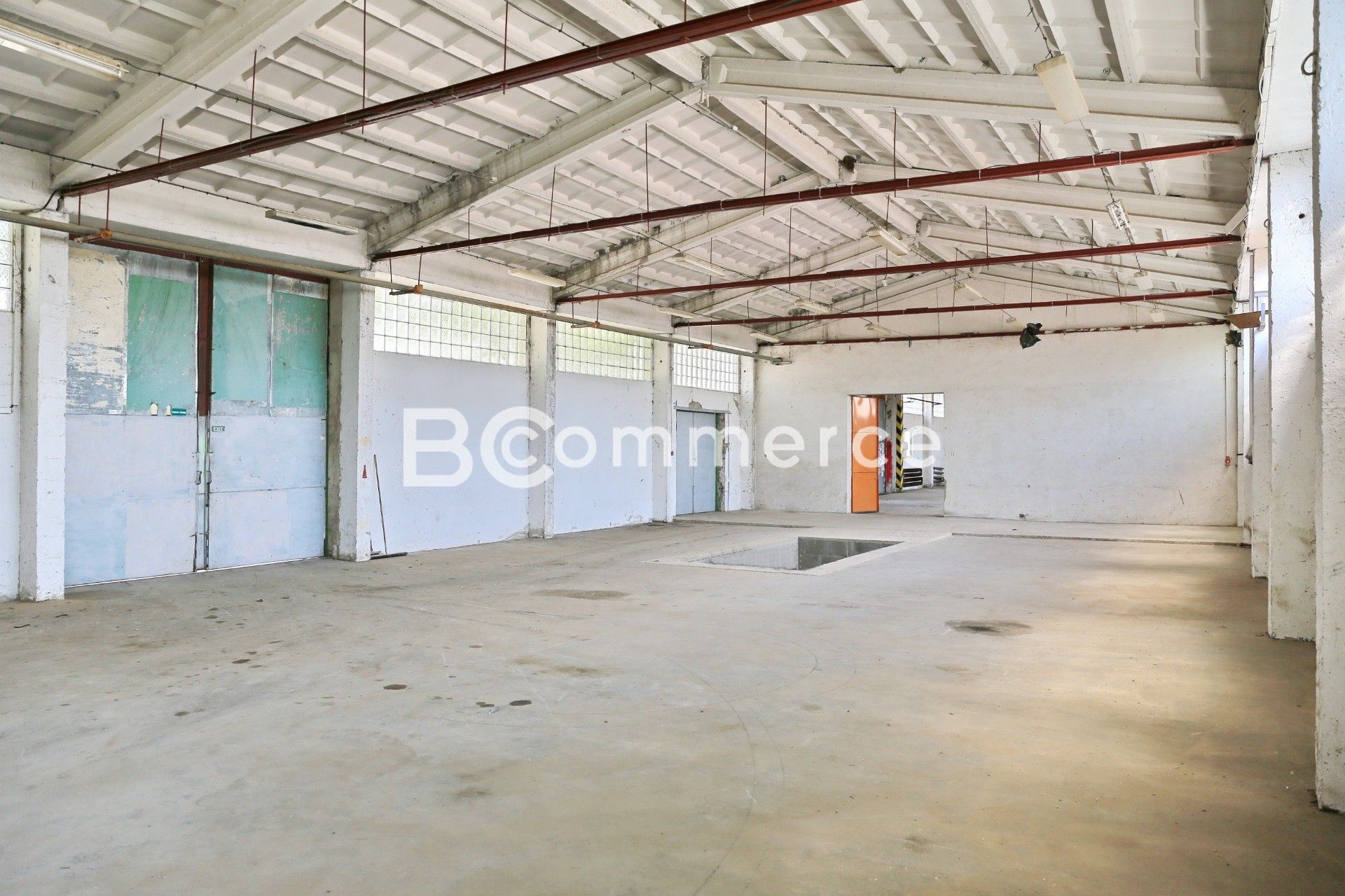 Prodej komerčního prostoru 525 m² - foto 4