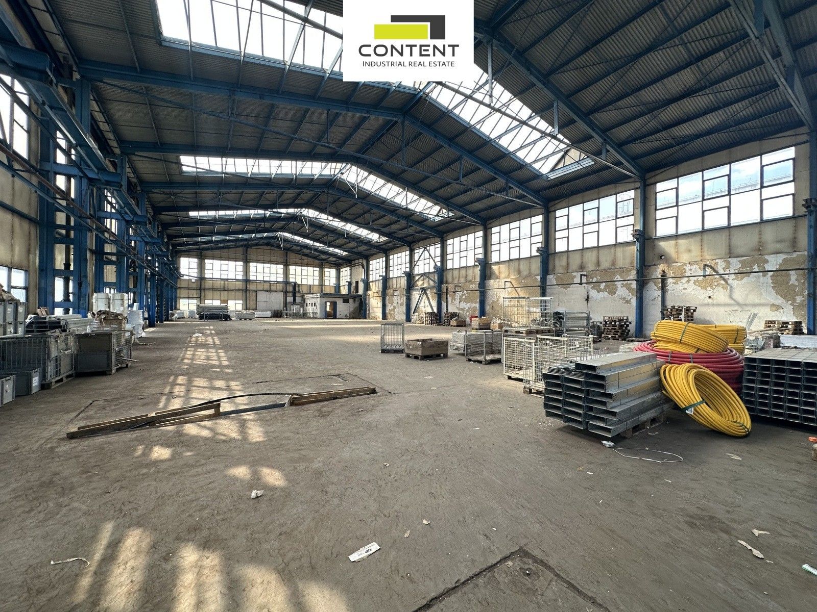 Pronájem komerčního prostoru 2050 m² - foto 3