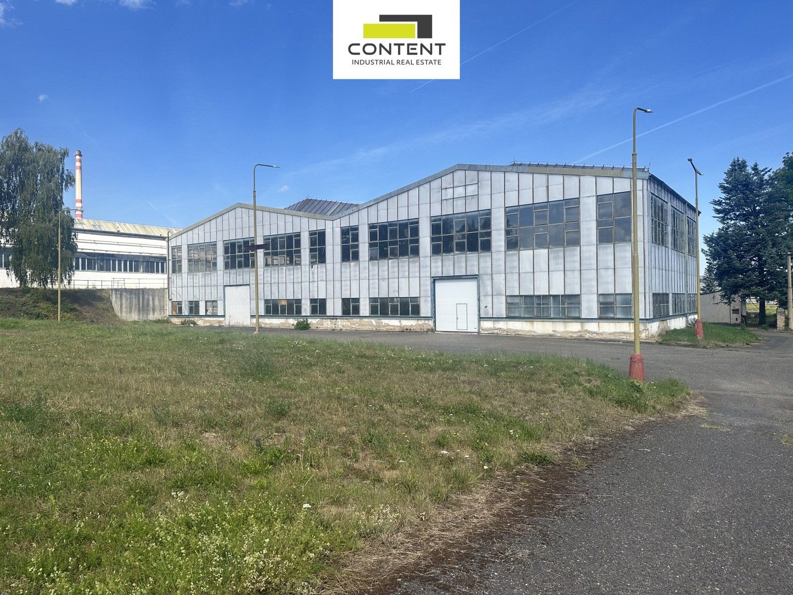 Pronájem komerčního prostoru 2050 m² - foto 1