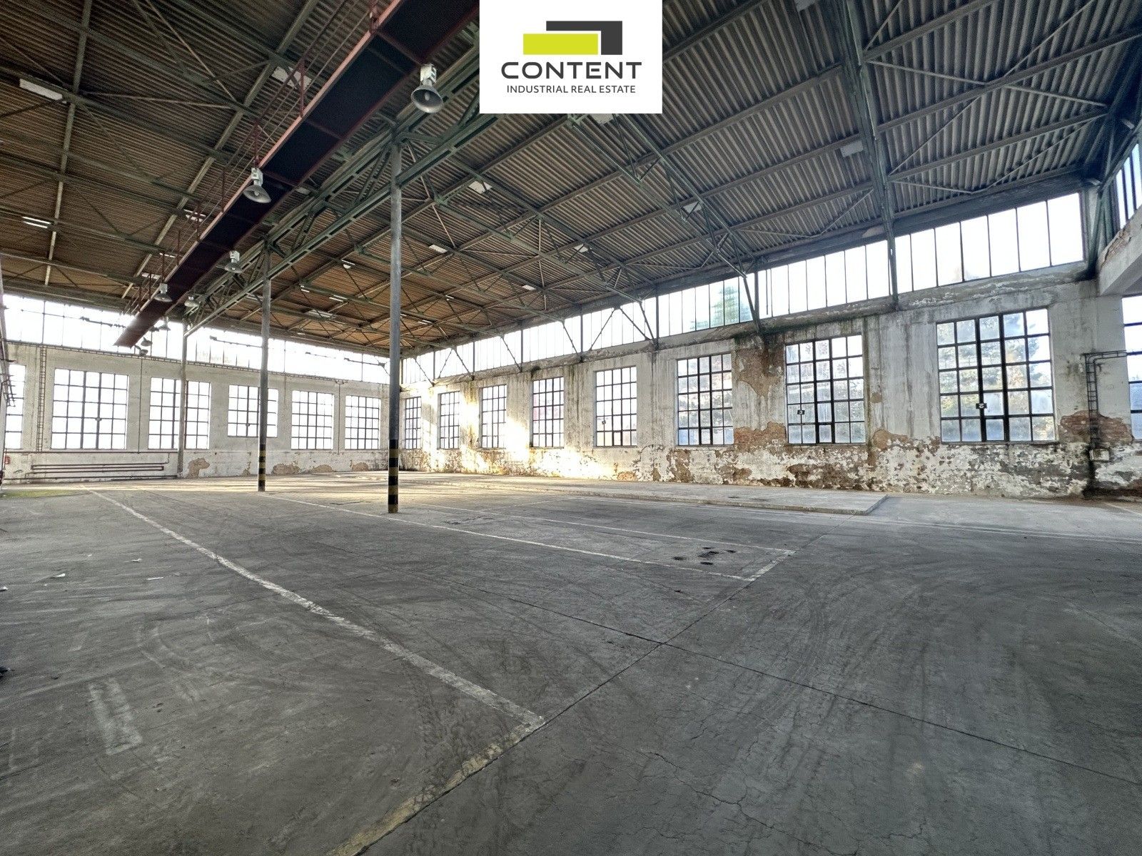 Pronájem komerčního prostoru 1500 m² - foto 8