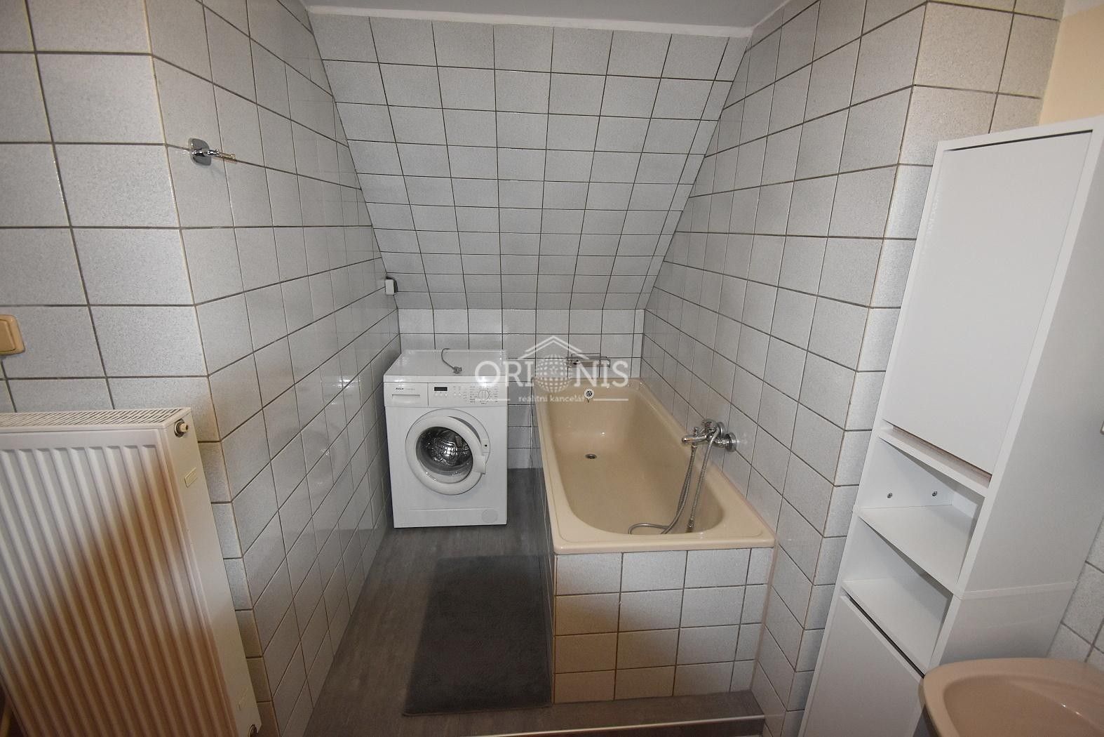 Pronájem bytu 2+1 63 m² - foto 8