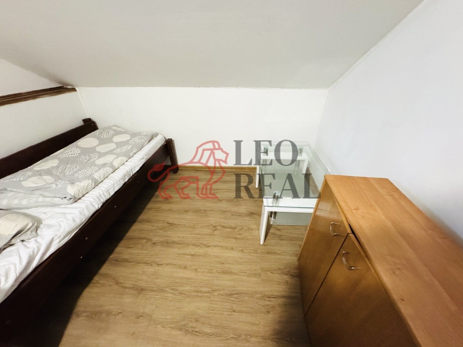 Pronájem bytu 10 m² - foto 2