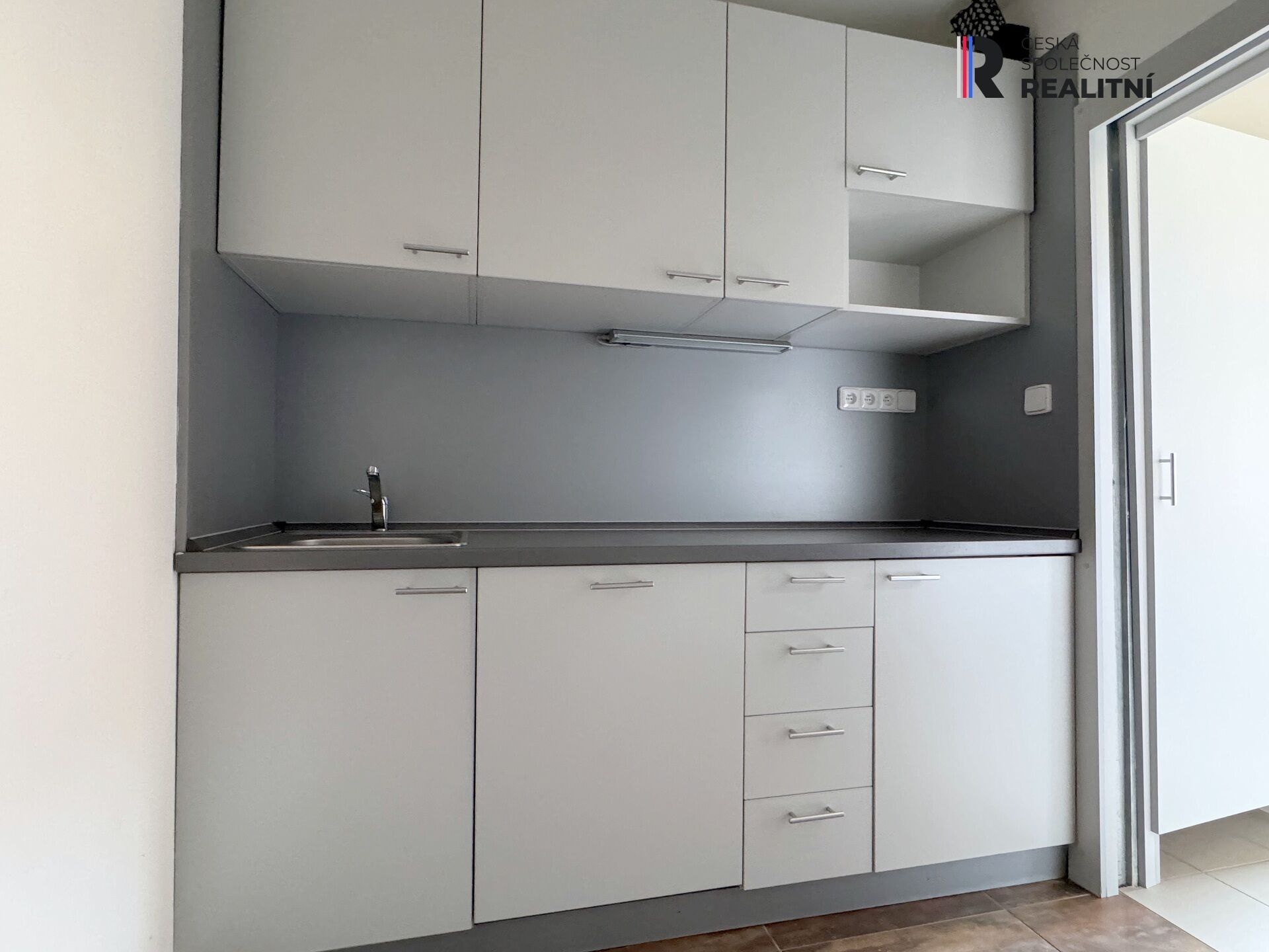 Pronájem komerčního prostoru 411 m² - foto 14