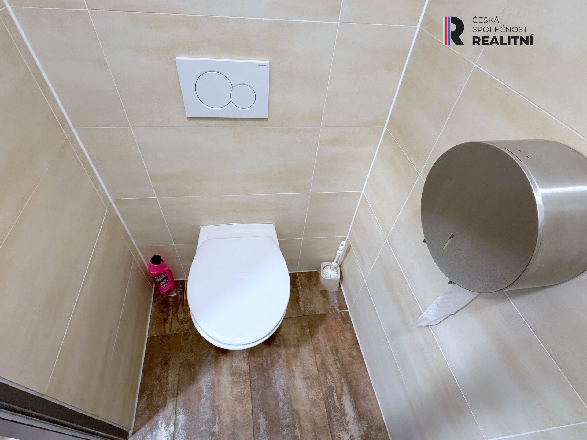 Pronájem komerčního prostoru 411 m² - foto 15