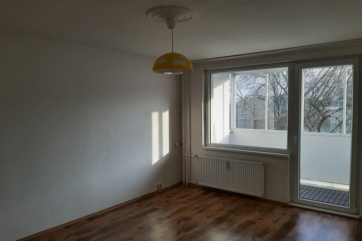 Pronájem bytu 2+1 68 m² - foto 2