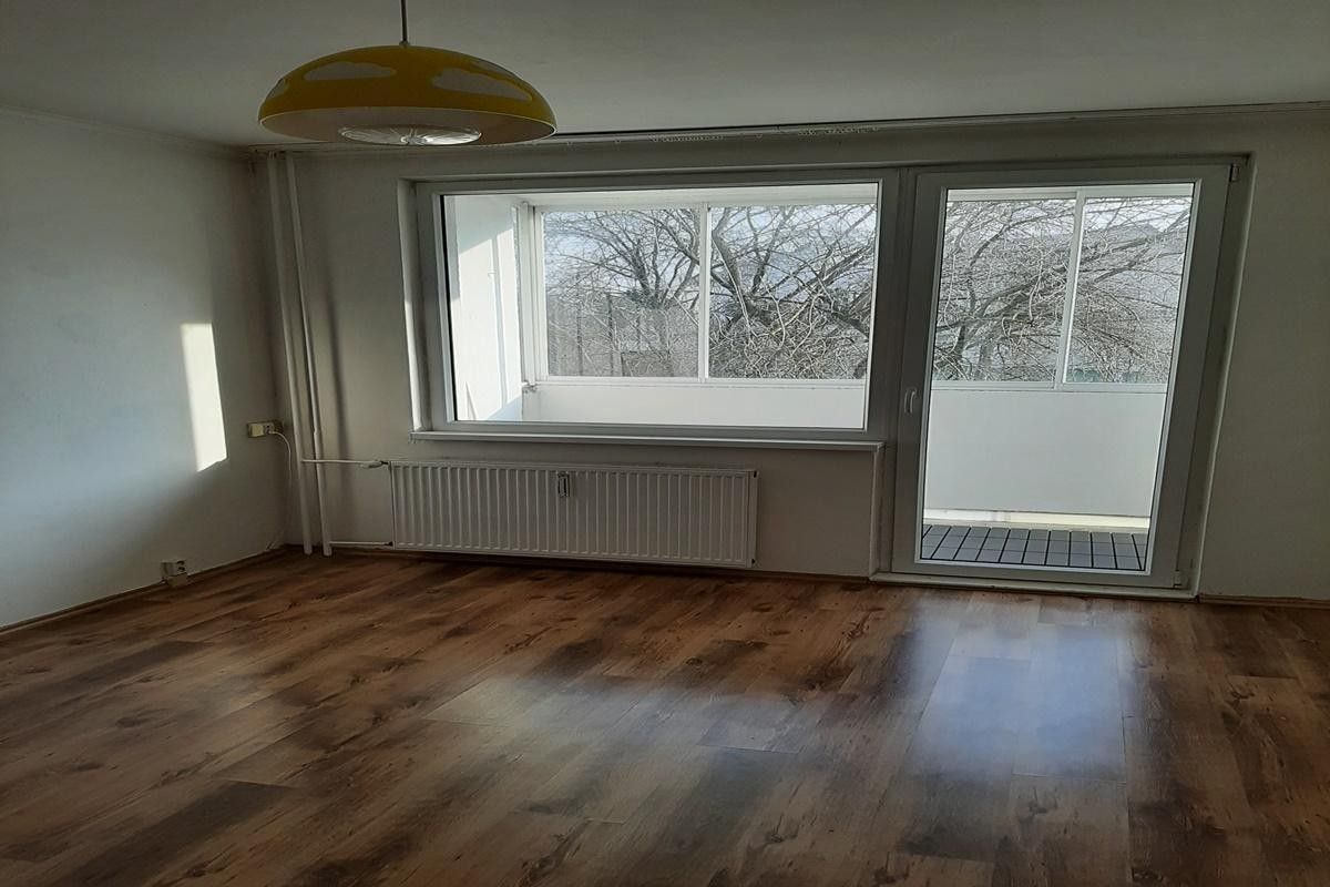Pronájem bytu 2+1 68 m² - foto 1