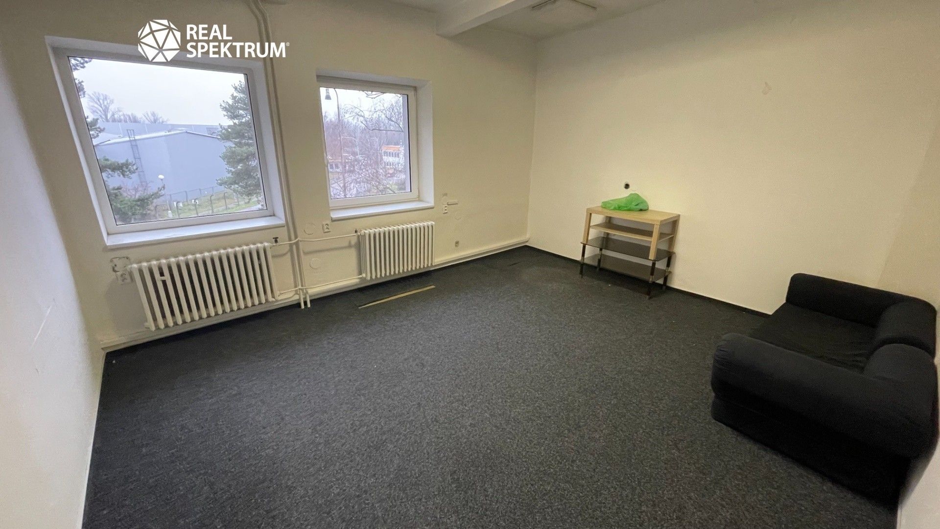 Pronájem komerčního prostoru 203 m² - foto 3