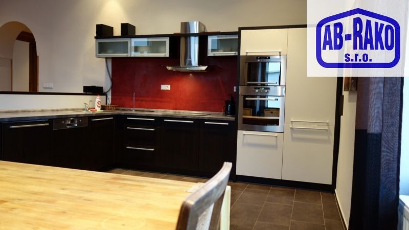 Prodej bytu 3+1 168 m² - foto 1