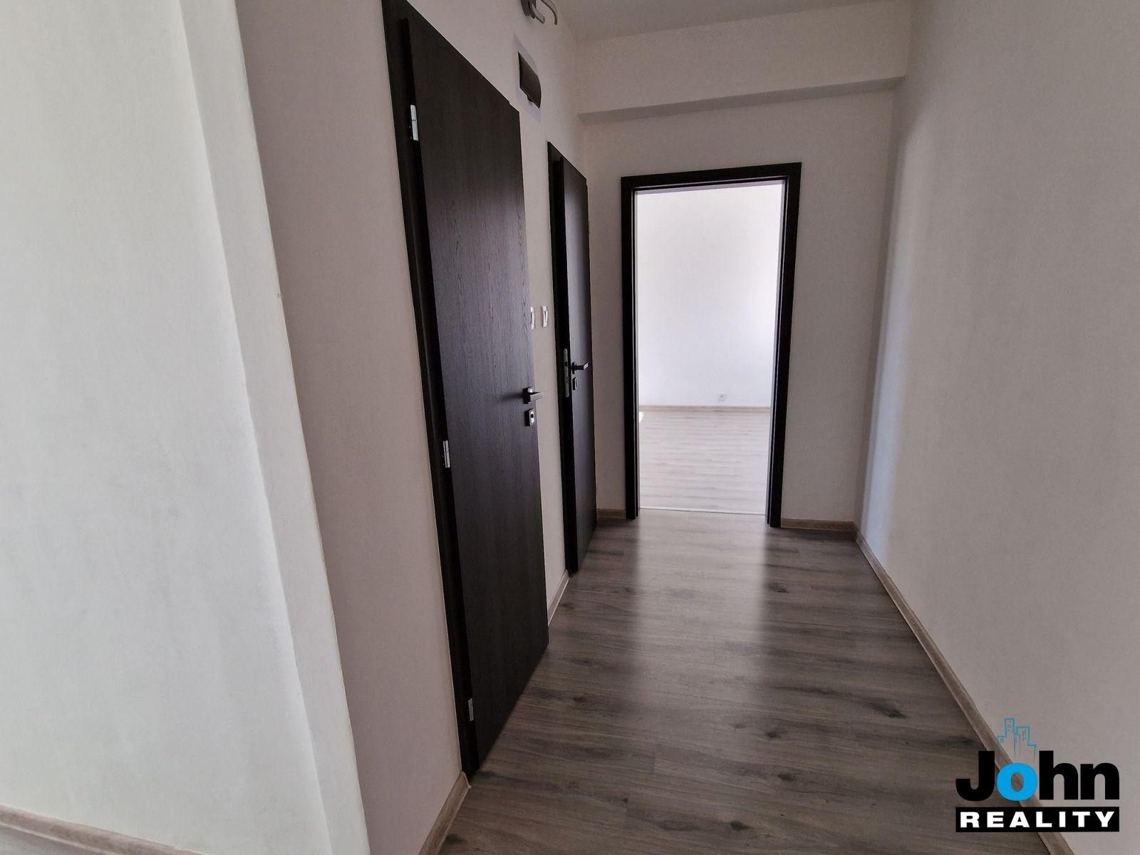 Pronájem bytu 1+1 36 m² - foto 8