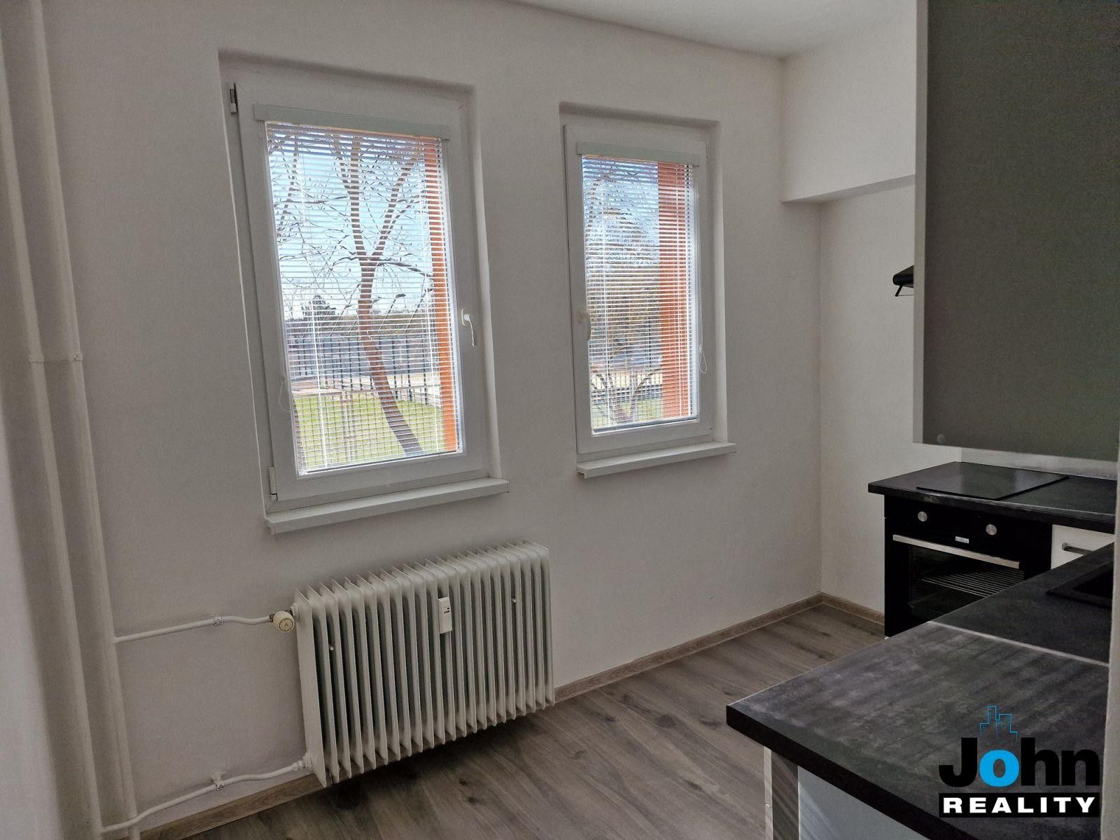 Pronájem bytu 1+1 36 m² - foto 7