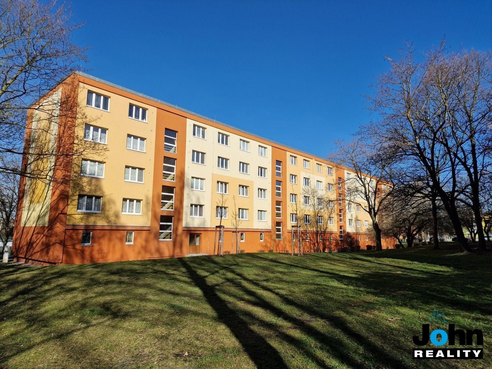 Pronájem bytu 1+1 36 m² - foto 2