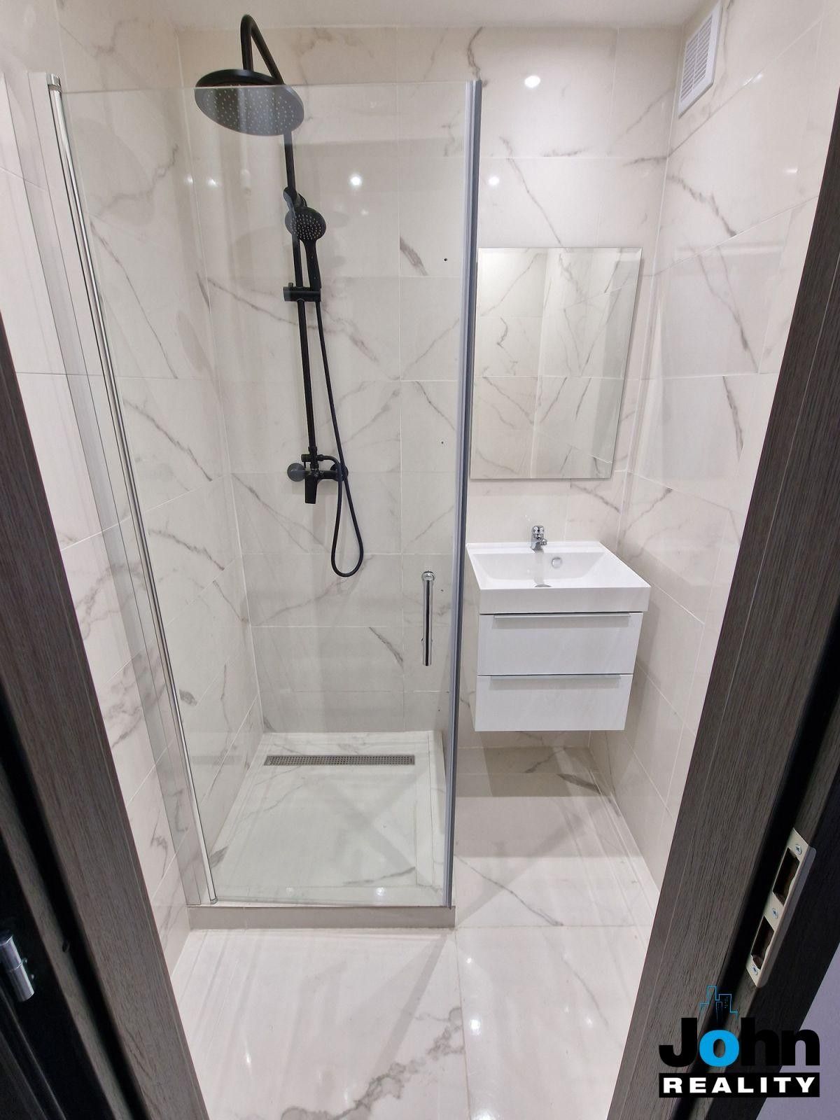 Pronájem bytu 1+1 36 m² - foto 12