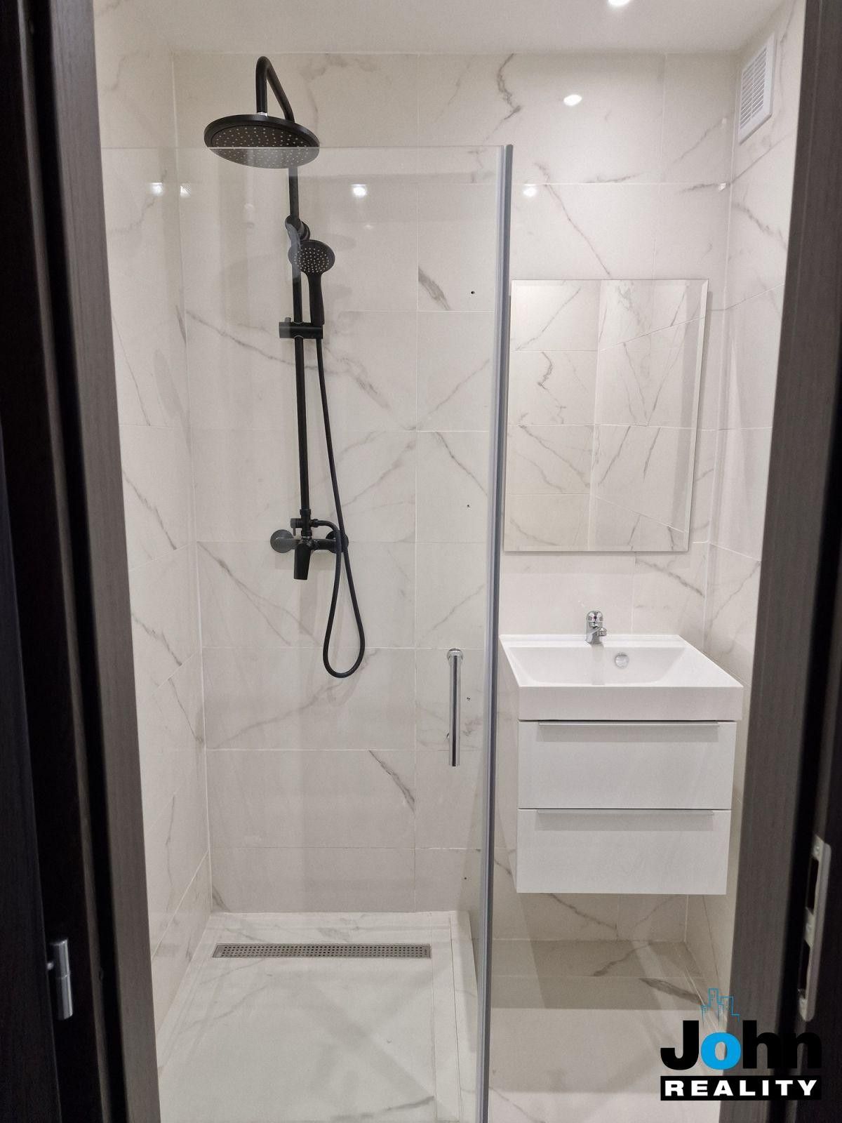 Pronájem bytu 1+1 36 m² - foto 13