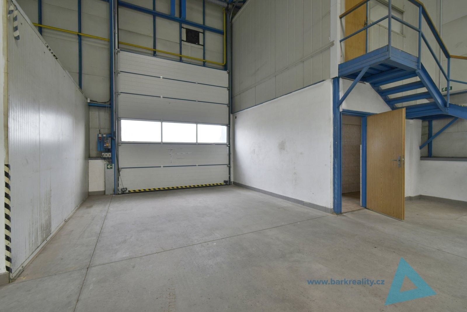 Pronájem komerčního prostoru 648 m² - foto 4