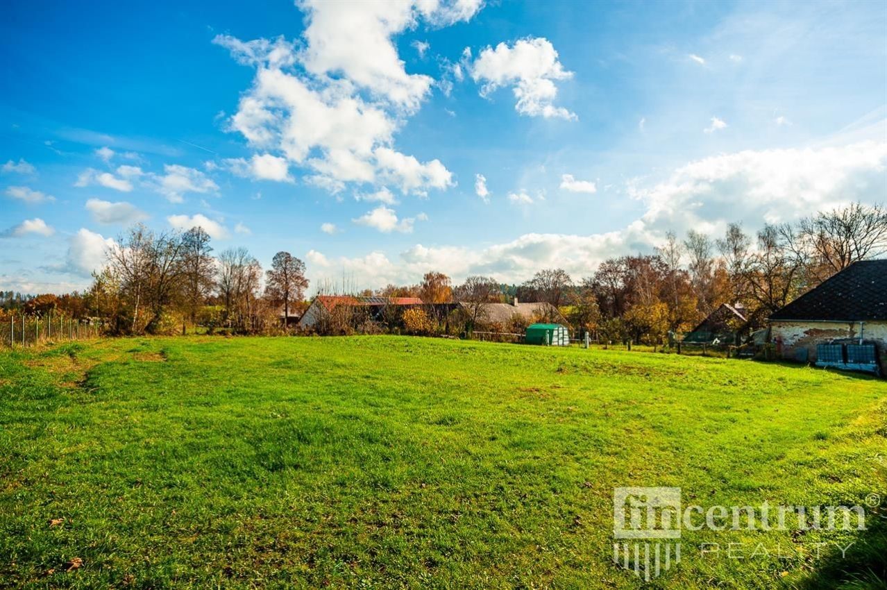 Prodej pozemku 1123 m² - foto 1