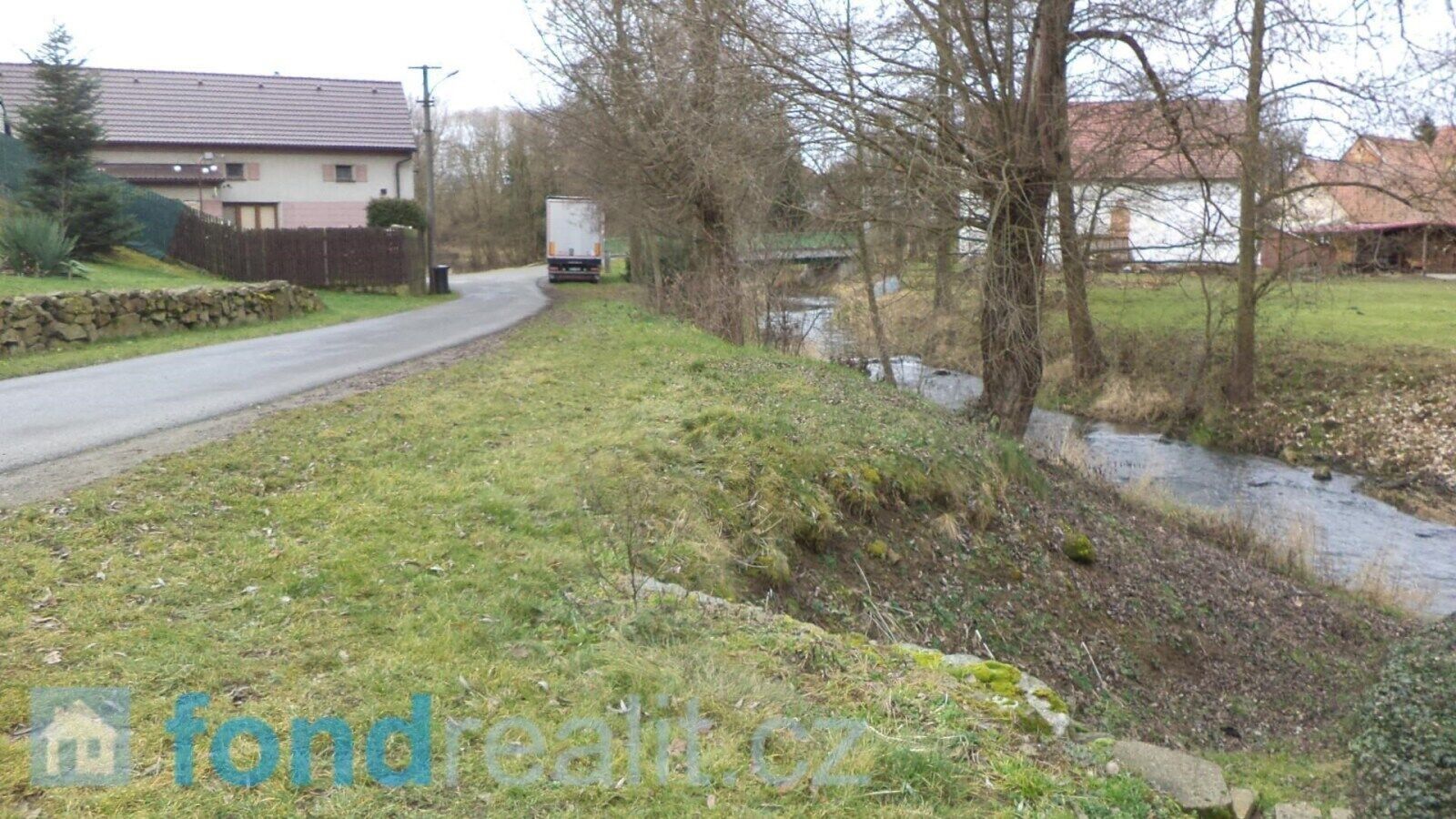 Prodej nemovitosti 322 m² - foto 2