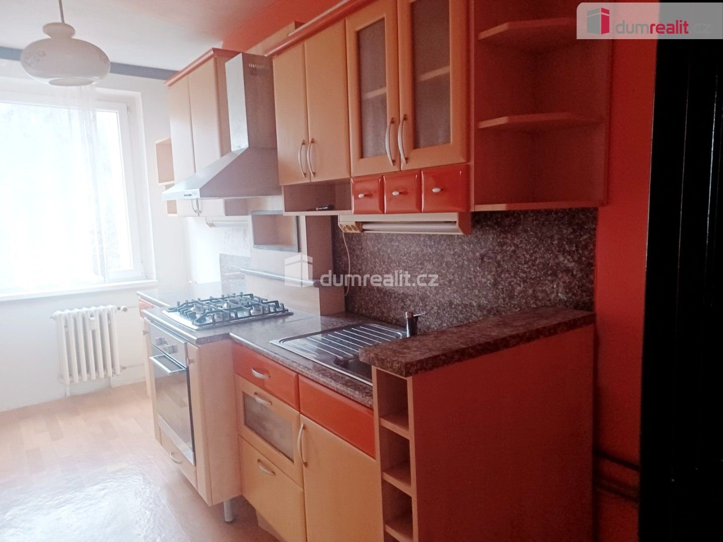 Pronájem bytu 4+1 92 m² - foto 2