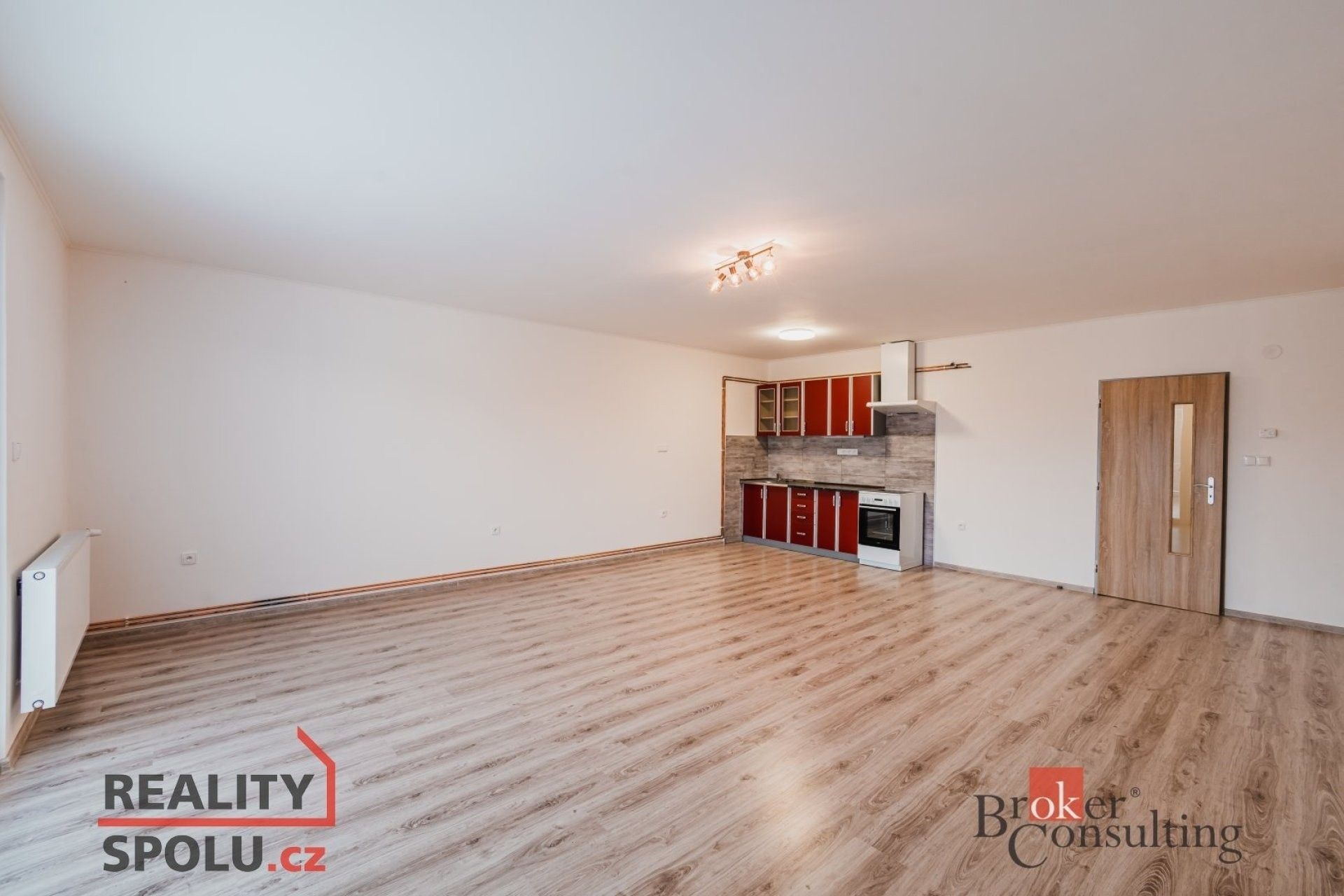 Pronájem bytu 1+kk 54 m² - foto 1