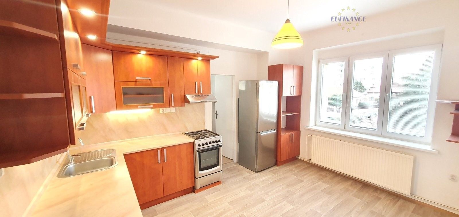 Pronájem bytu 1+1 50 m² - foto 1