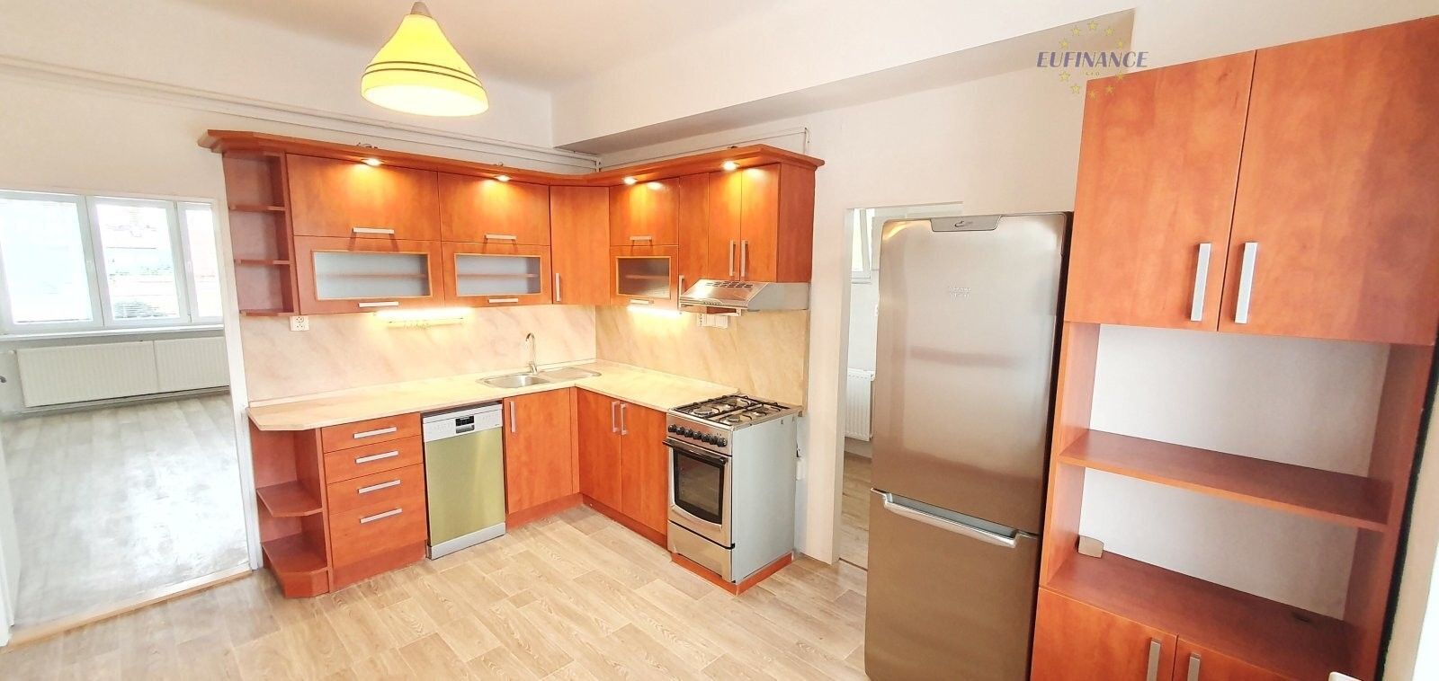 Pronájem bytu 1+1 50 m² - foto 2