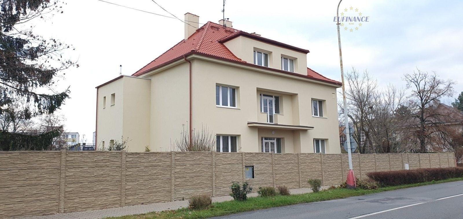 Pronájem bytu 1+1 50 m² - foto 3