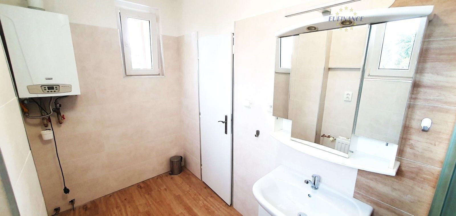 Pronájem bytu 1+1 50 m² - foto 7