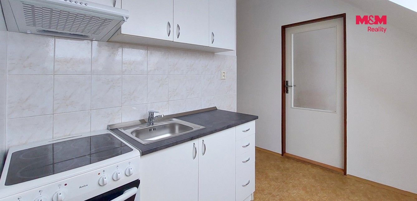 Pronájem bytu 2+1 42 m² - foto 2