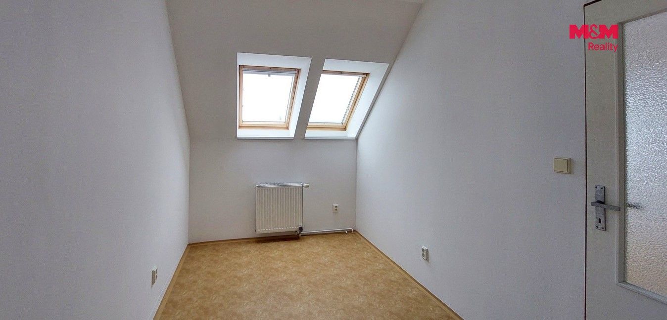 Pronájem bytu 2+1 42 m² - foto 6