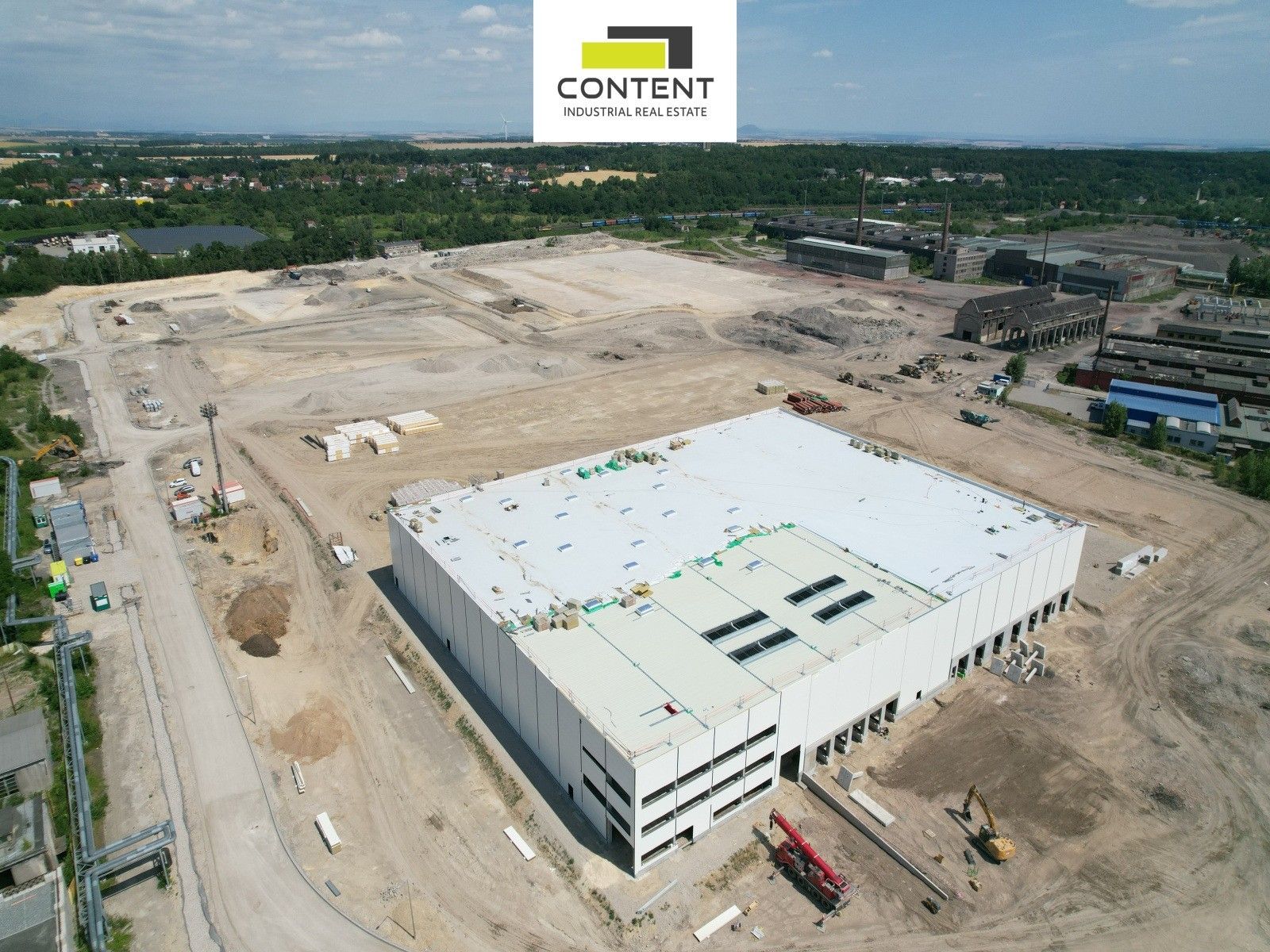 Pronájem komerčního prostoru 10000 m² - foto 12