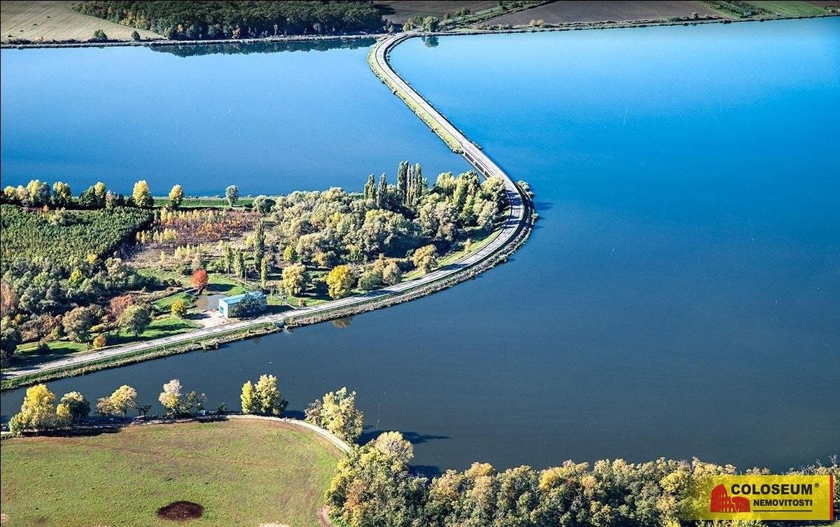 Prodej pozemku 1667 m² - foto 3