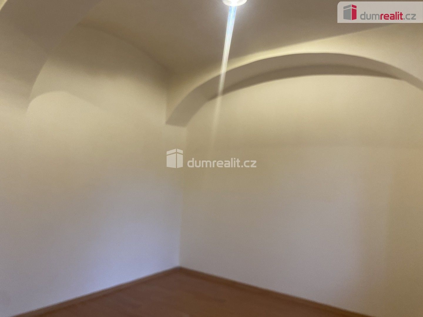 Pronájem bytu 1+kk 19 m² - foto 5