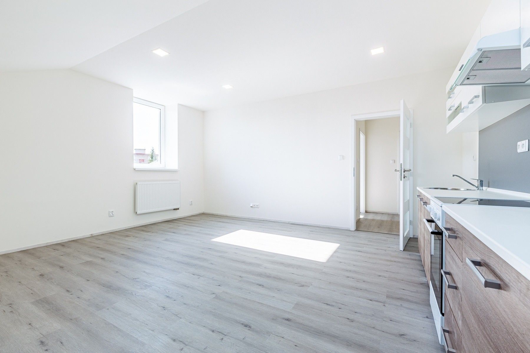 Pronájem bytu 2+kk 63 m² - foto 8