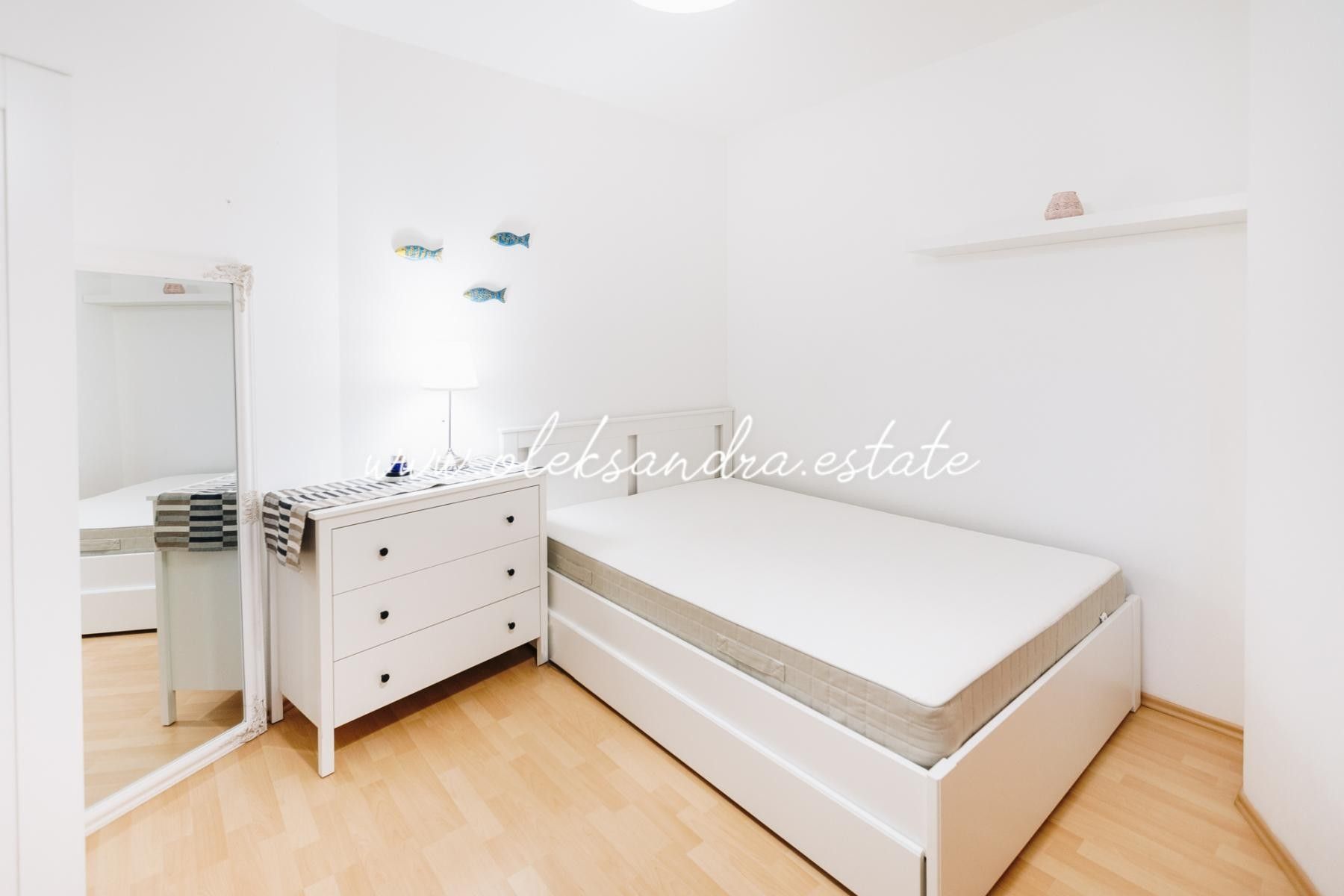 Pronájem bytu 2+kk 38 m² - foto 1