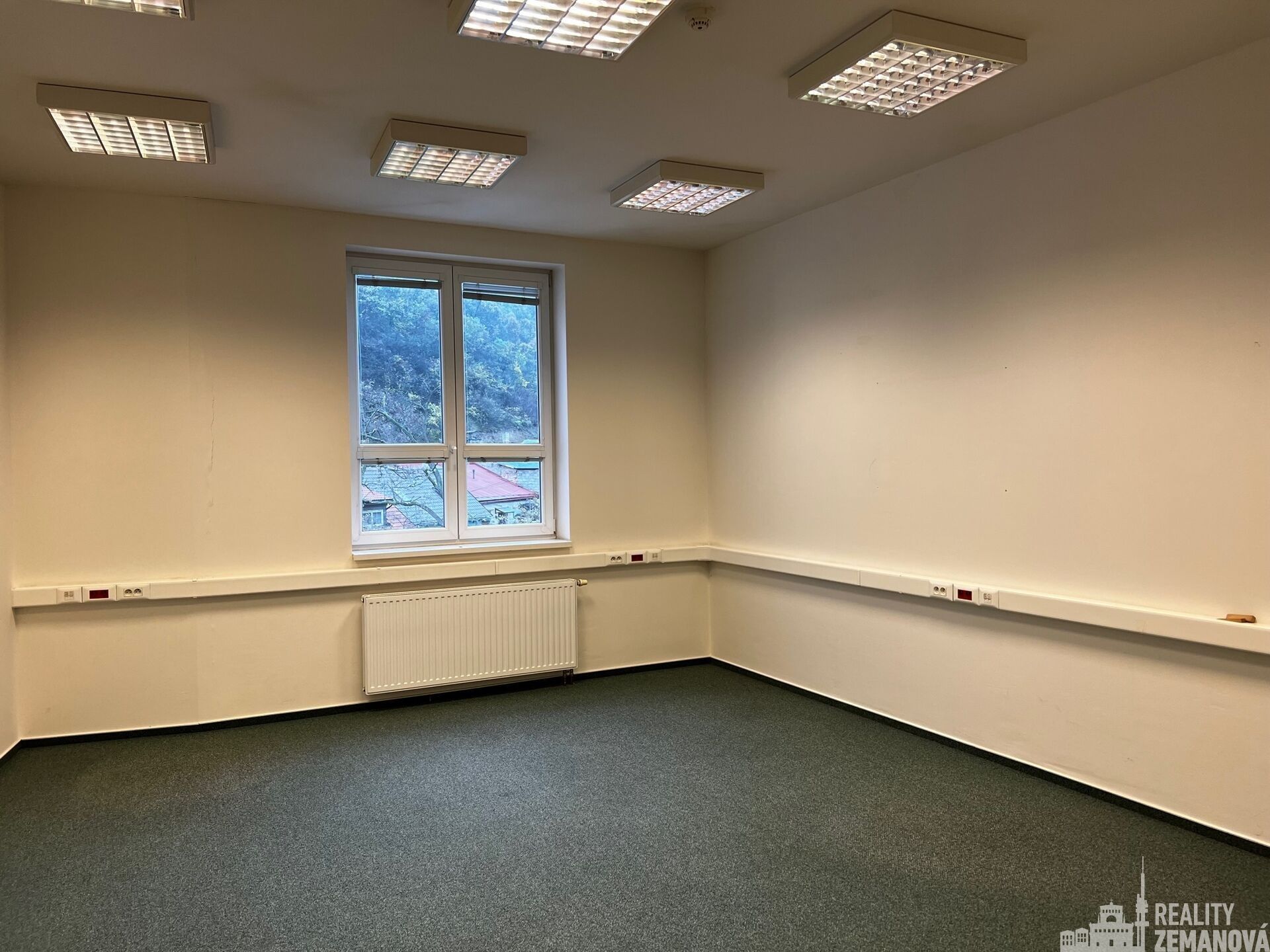 Pronájem komerčního prostoru 34 m² - foto 4