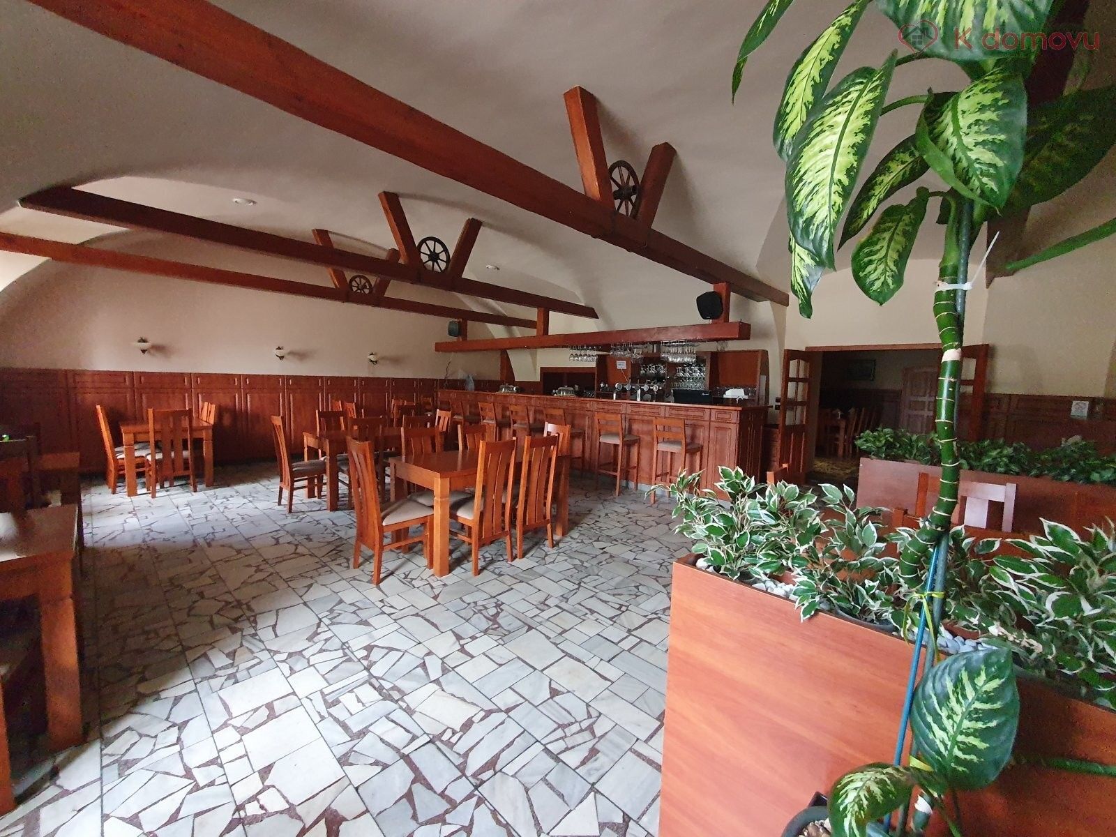 Prodej komerčního prostoru 832 m² - foto 2