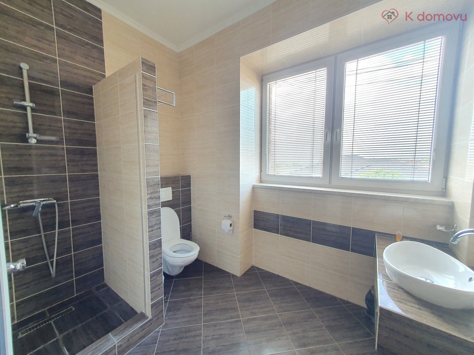 Prodej komerčního prostoru 832 m² - foto 19