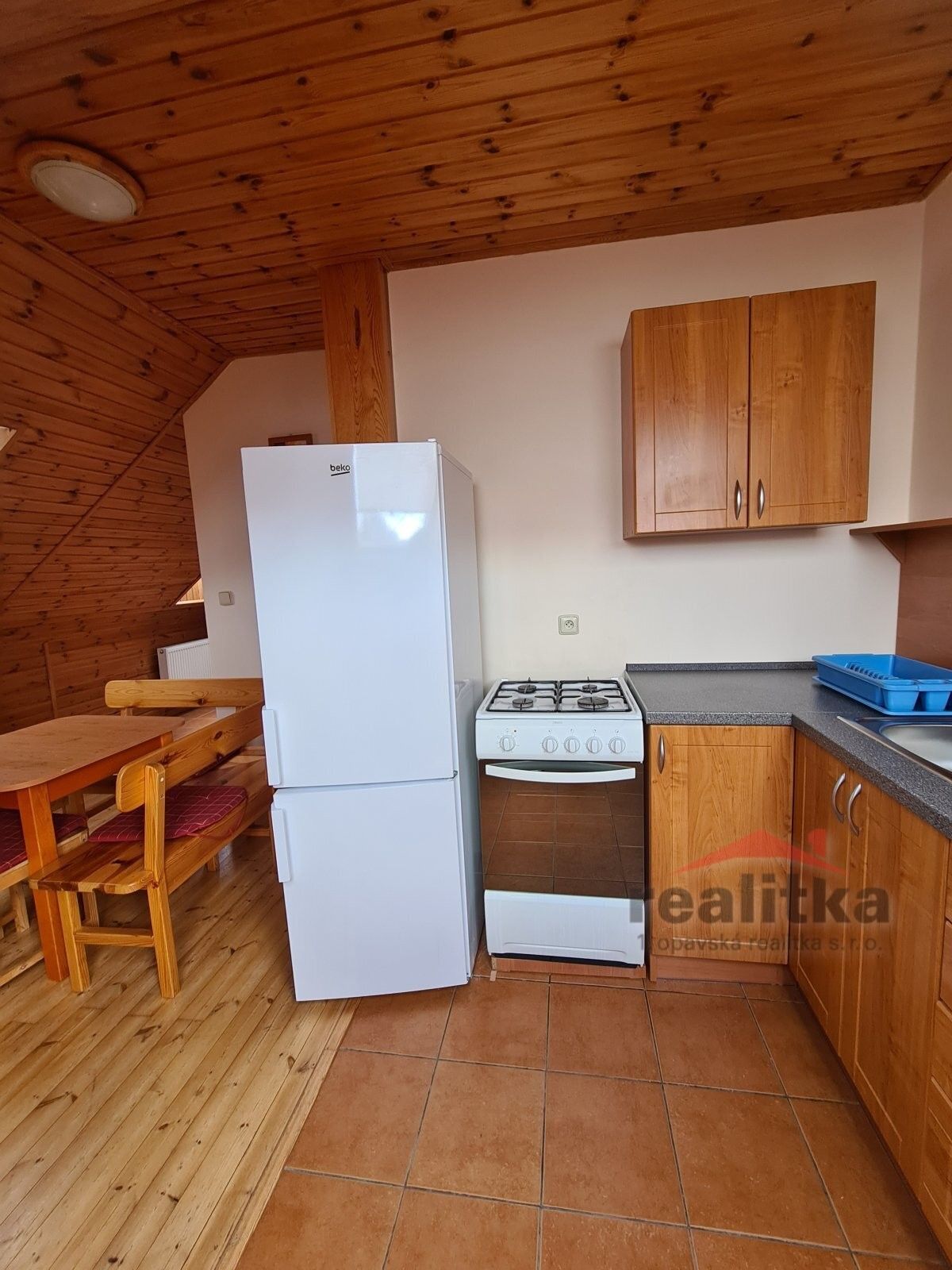Pronájem bytu 2+kk 75 m² - foto 10