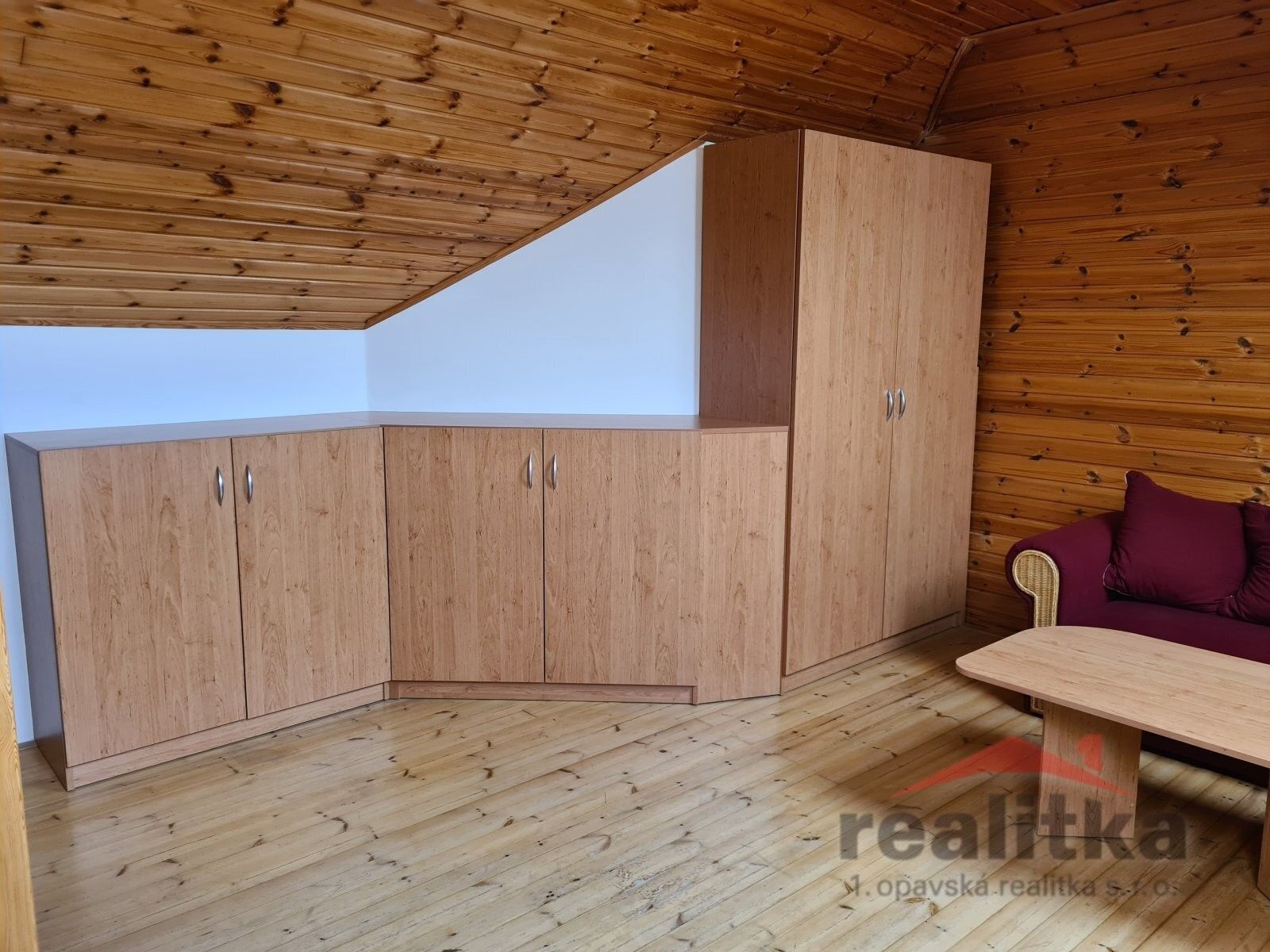 Pronájem bytu 2+kk 75 m² - foto 11