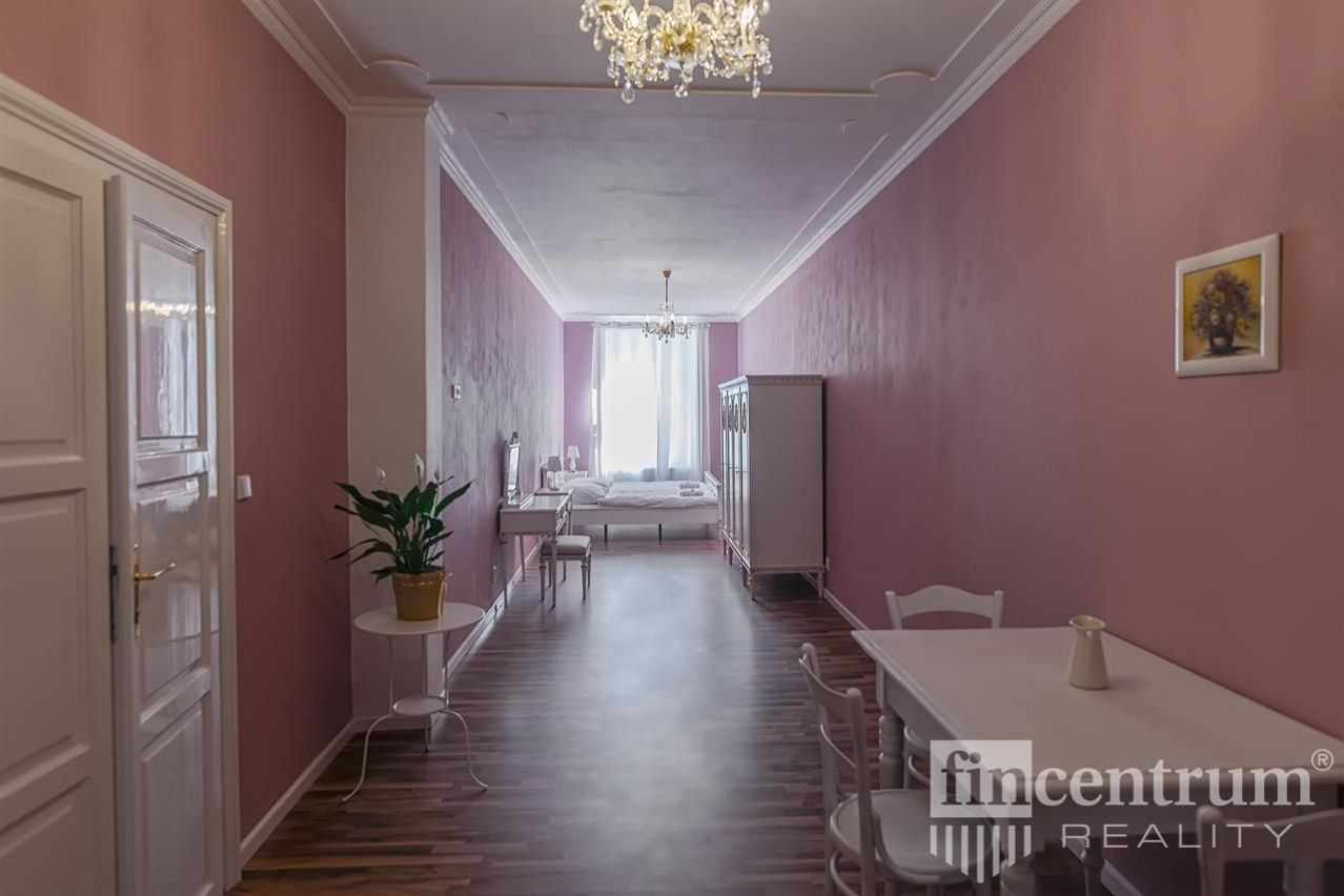 Prodej nemovitosti 800 m² - foto 11