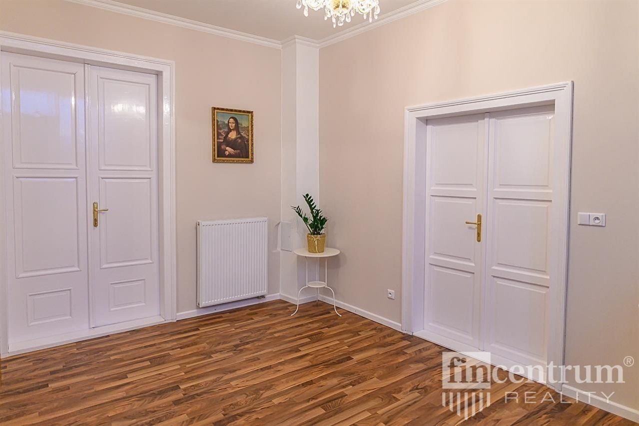 Prodej nemovitosti 800 m² - foto 22